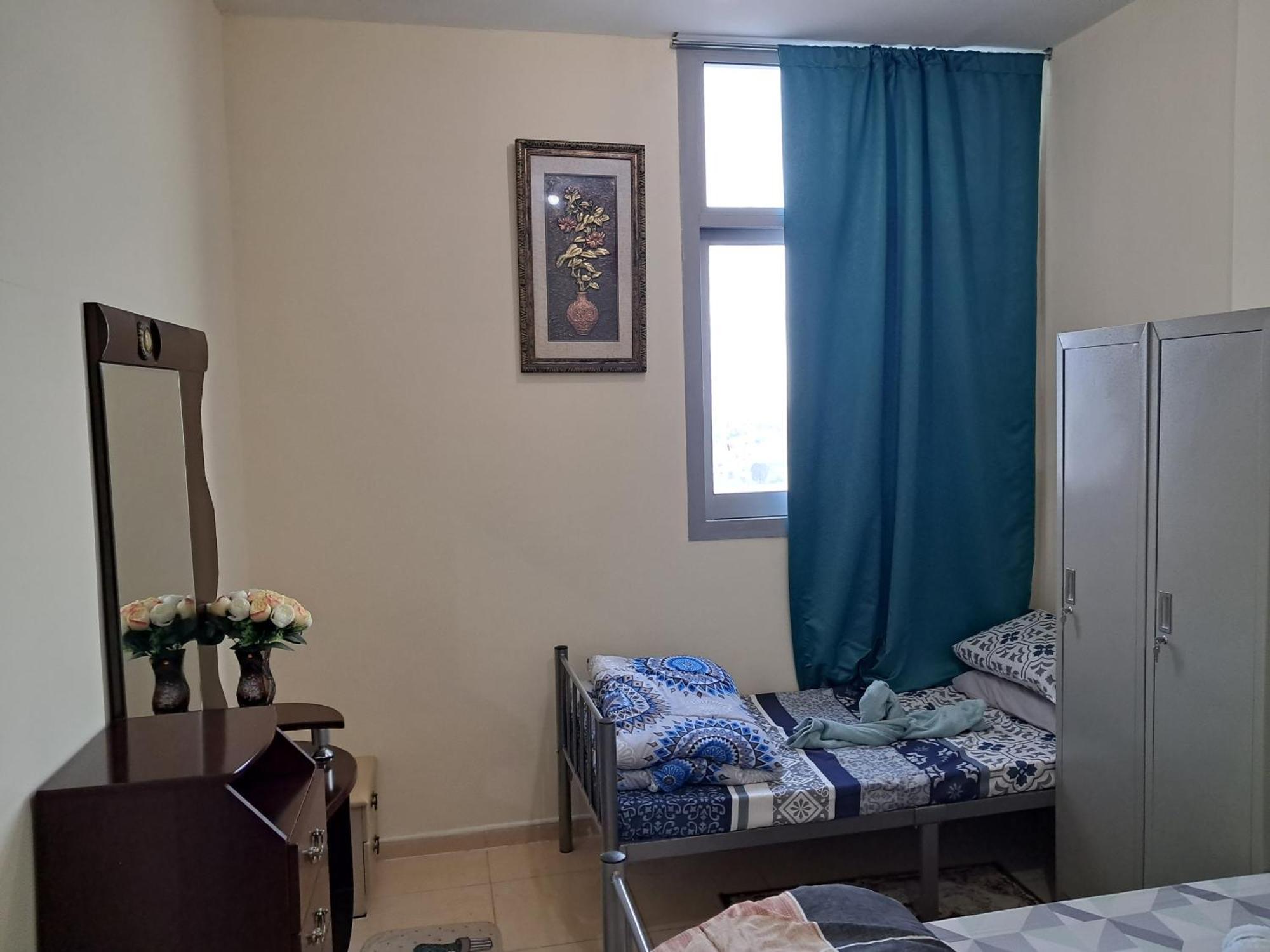 Top House Hostel アブダビ エクステリア 写真