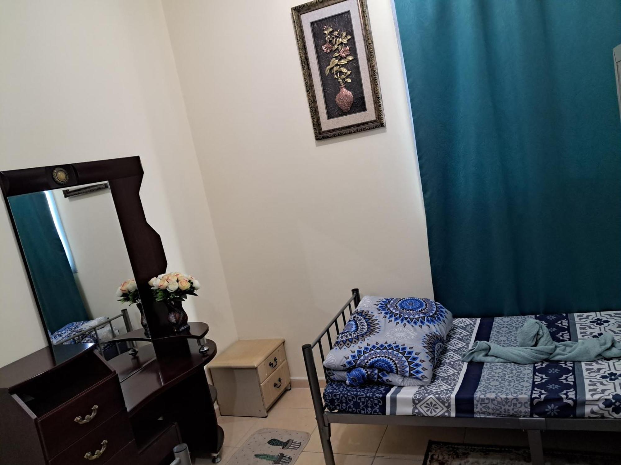 Top House Hostel アブダビ エクステリア 写真