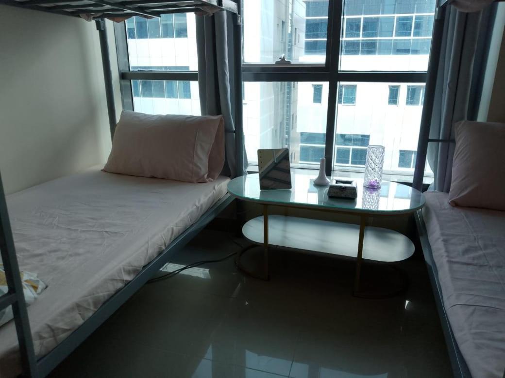 Top House Hostel アブダビ エクステリア 写真