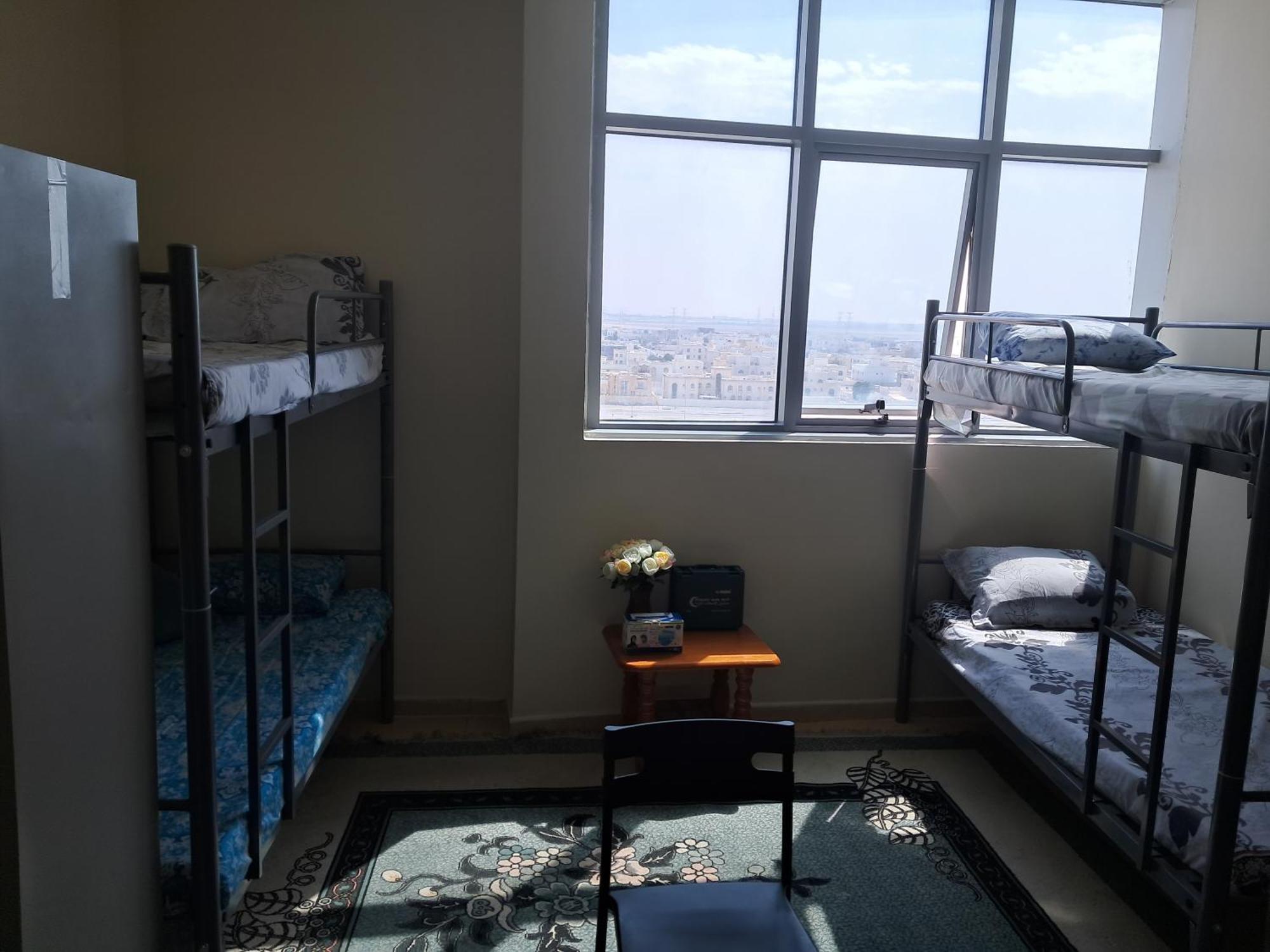 Top House Hostel アブダビ エクステリア 写真