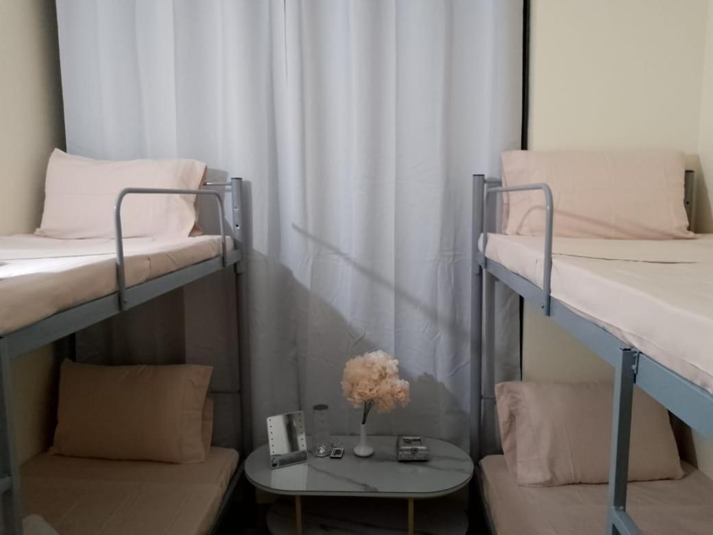 Top House Hostel アブダビ エクステリア 写真
